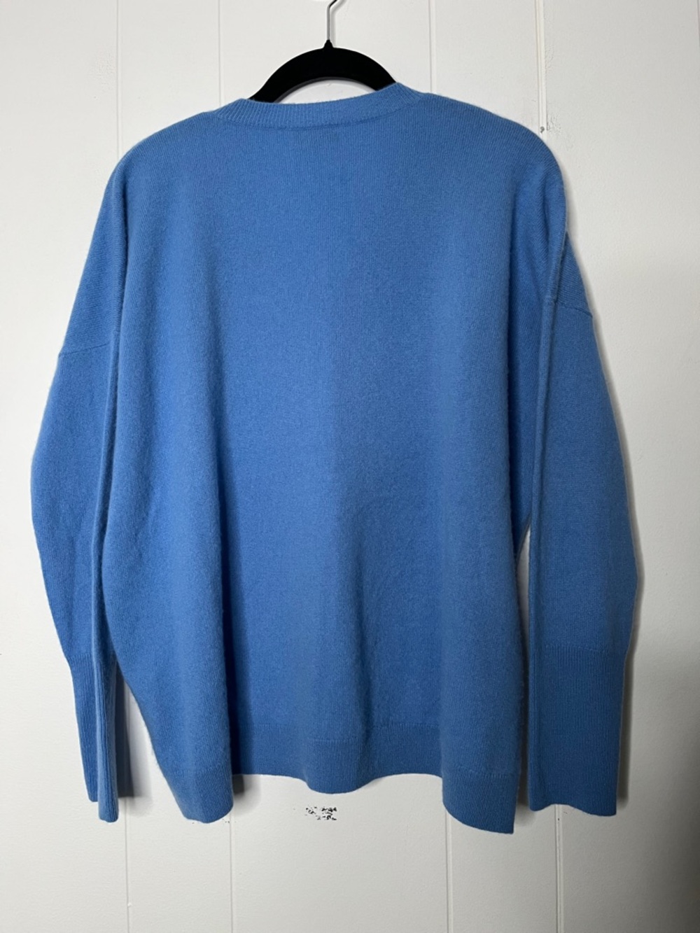 J. Crew 100% Cashmere Sky Blue V-Neck Sweater Drop Shoulder Women's S - Picture 4 of 8